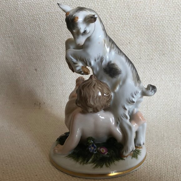 Goat with Baby Boy figurine Augarten Wien Rare - Picture 4 of 6